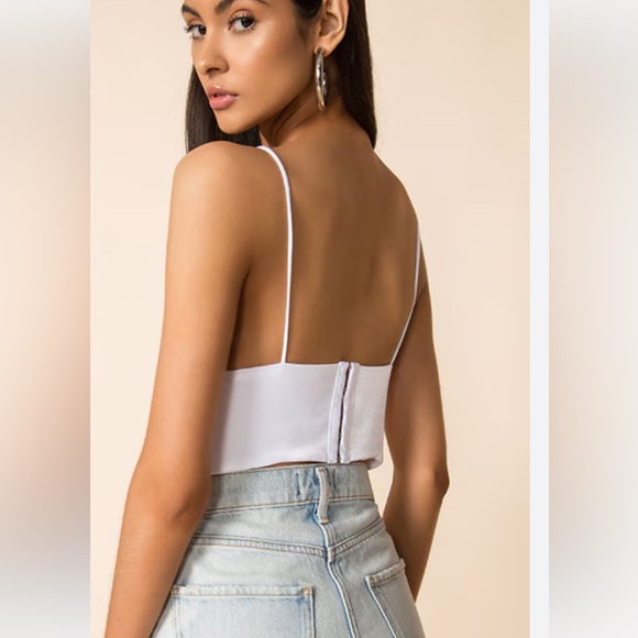 Superdown white gene satin top - Picture 3 of 9